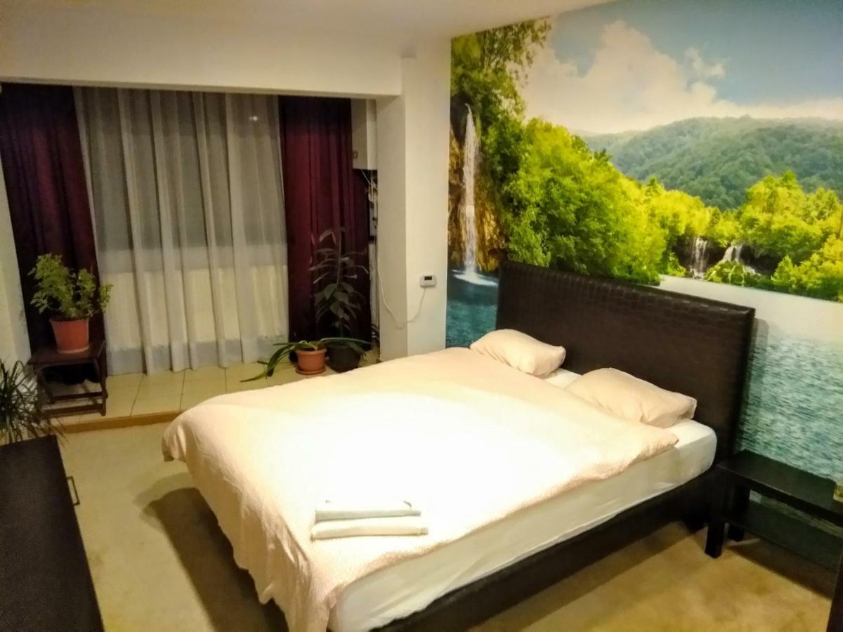 Apartament Cozy Downtown Oasis Bukareszt Zewnętrze zdjęcie