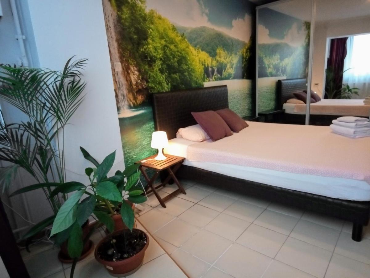 Apartament Cozy Downtown Oasis Bukareszt Zewnętrze zdjęcie